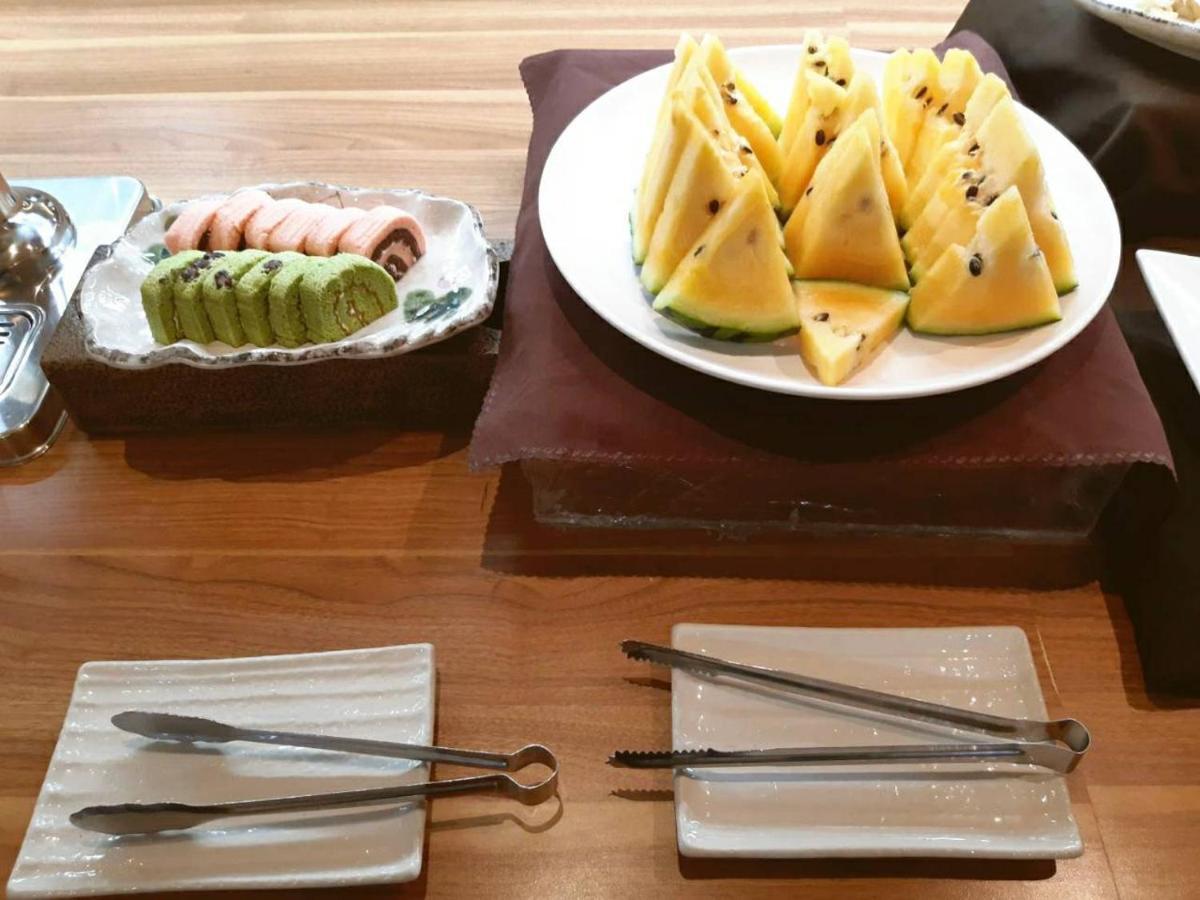 서리얼 모텔 신좡 외부 사진