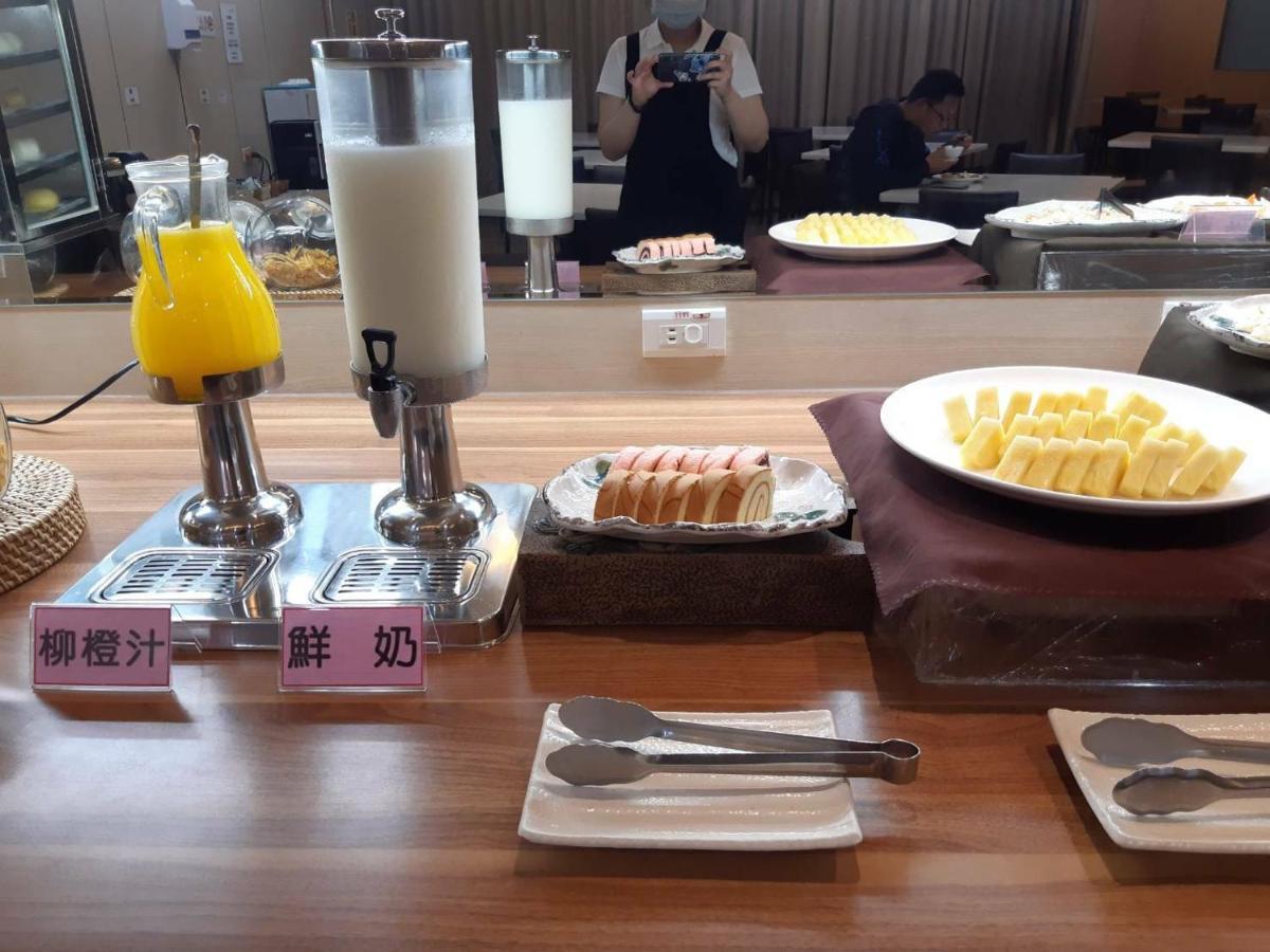서리얼 모텔 신좡 외부 사진