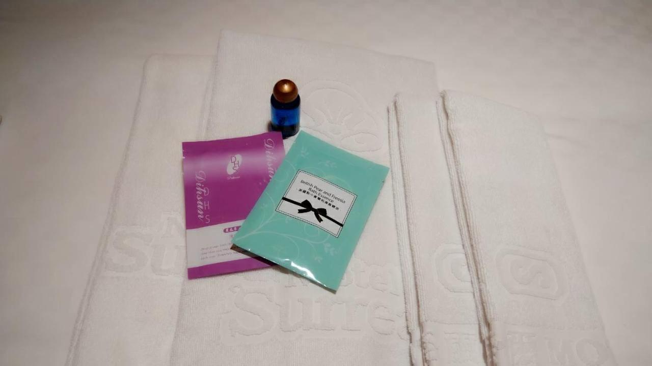 서리얼 모텔 신좡 외부 사진